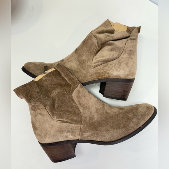 PAUL GREEN Taupe suede SUZETTE deconstructed collar heeled ankle boots size 8. - Picture 4 of 9